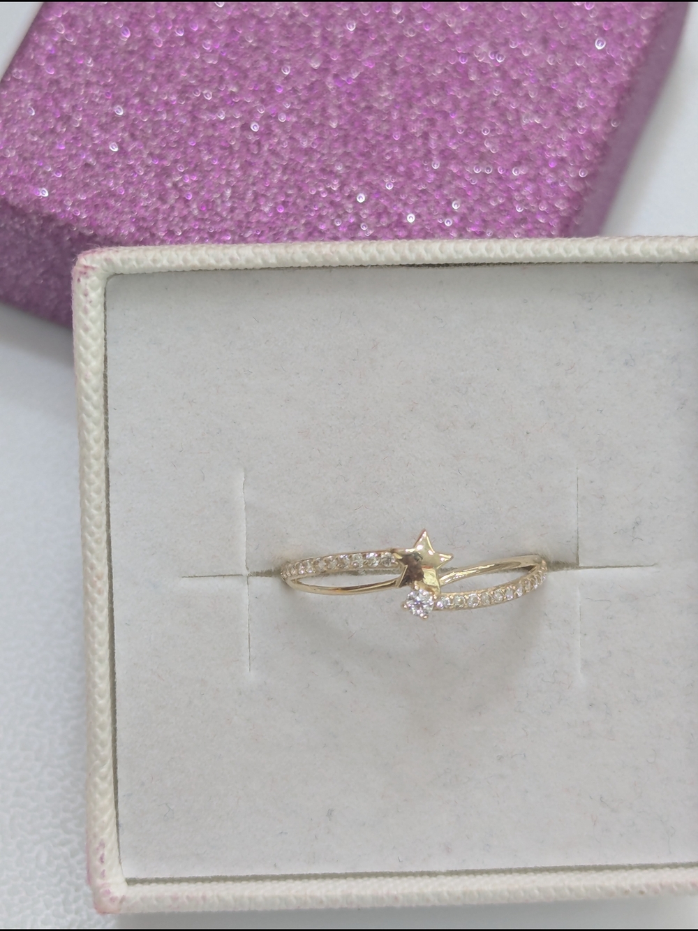 10kt Real Gold Women's Ring Size 7